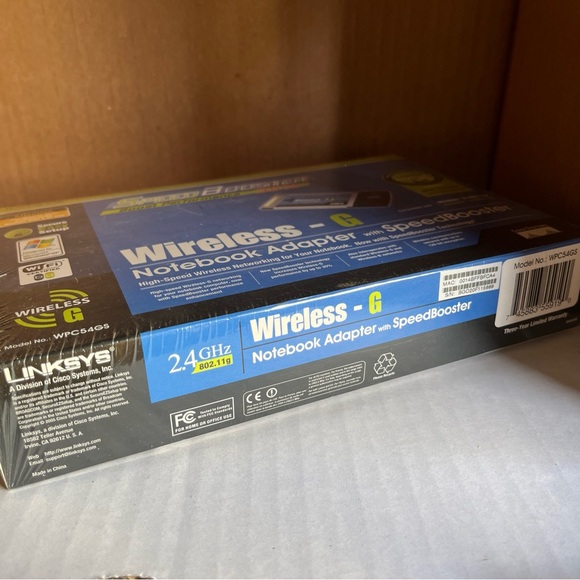 Linksys Wireless-G Notebook Adapter w/ 2.4 GHz Speed Booster NFS WPC54GS New - Picture 3 of 3